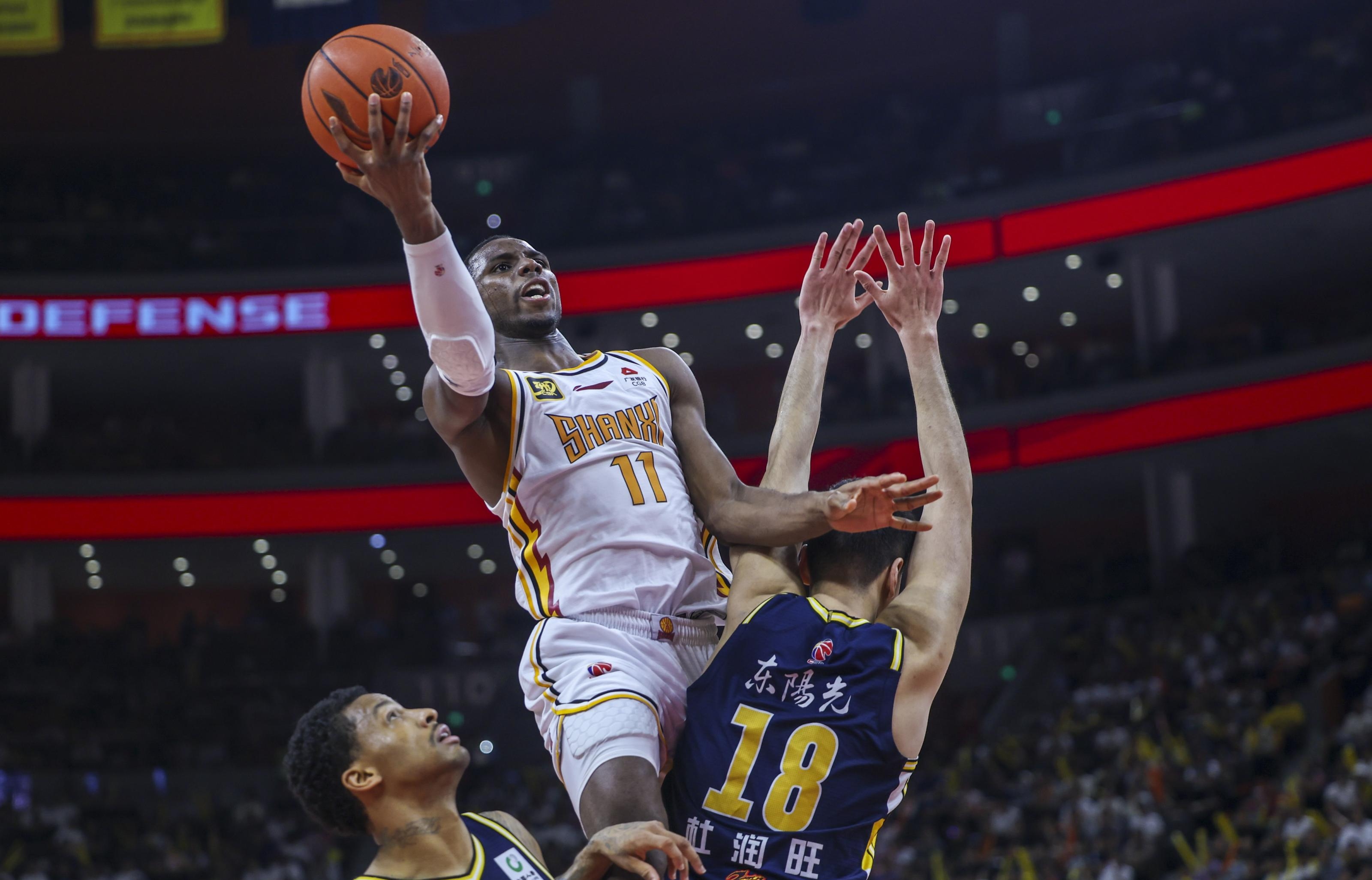 赛地聚焦:CBA季后赛今晚热度飙升,西汉姆手感冰凉,赛场秩序良好,细节决定成败的简单介绍 赛地聚焦:CBA季后赛今晚热度飙升,西汉姆手感冰凉,赛场秩序良好,细节决定成败的简单介绍