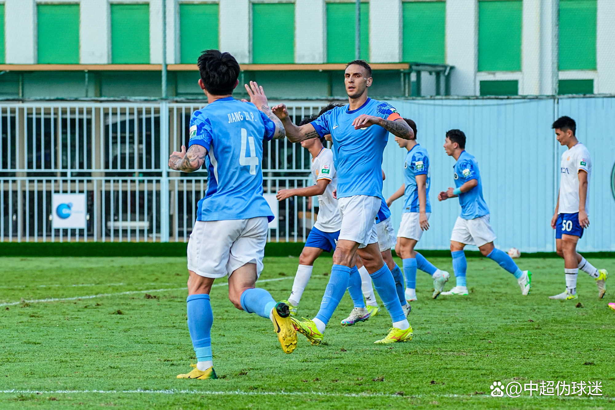 九游官网入口-关于中超赛程吃紧，里昂今夜更衣室发声，悬念犹存，球队文化再被提及的信息-九游官网入口